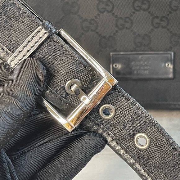 Gucci Crossbody Bag - Picture 4 of 16